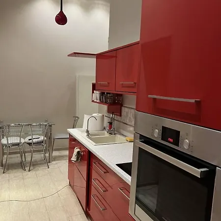 на вулиці площа григоренка 4 16-1 * Lviv