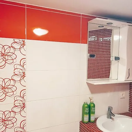 на вулиці площа григоренка 4 16-1 Apartment *