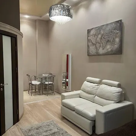 на вулиці площа григоренка 4 16-1 Lviv